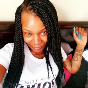 Meet your Posher, Danielle